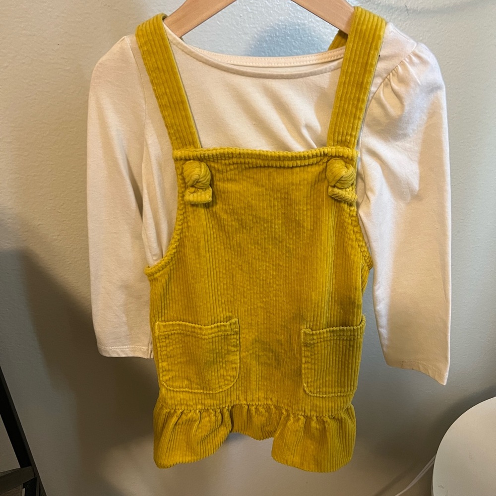 Cute two piece dress. So cute! Worn once!